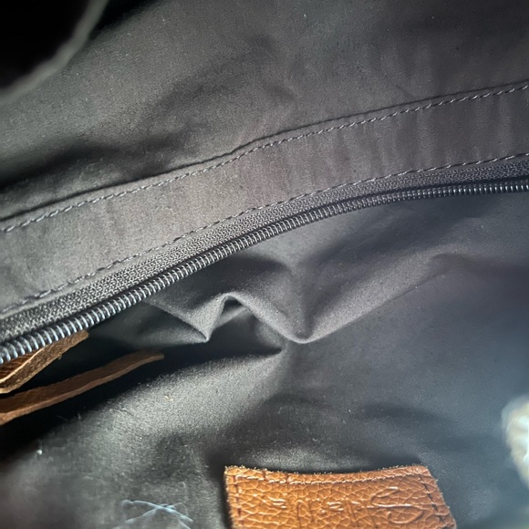 Stella And Max Patchwork Leather
Shoulder Bag Satchel
. 12” deep, 15” wide - Picture 5 of 6